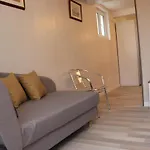 Villa Des Sables Avec 1 Studio Pour 2 Personnes Pouvant Etre Complete Par Une Chambre Avec Sa Salle De Bain Et Wc Si 4 Personnes